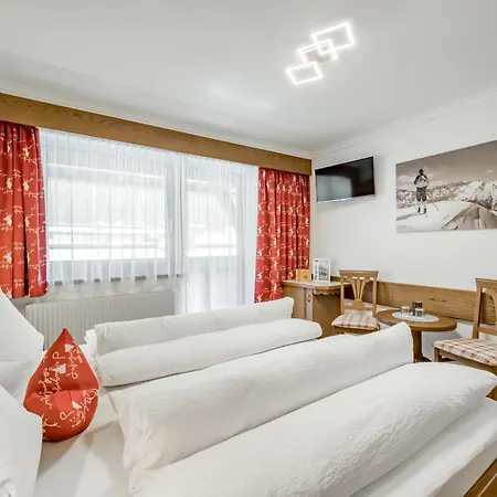 Apart Wiesengrund 3*
