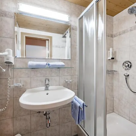 Konukevi Wiesengrund 4*