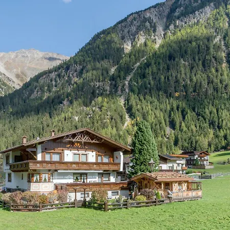 Wiesengrund 4* Sölden
