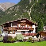 Wiesengrund Vendégház Sölden